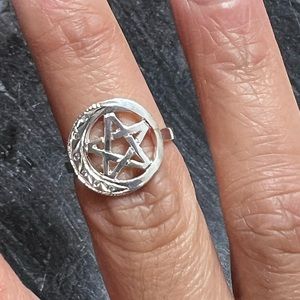 Star ring